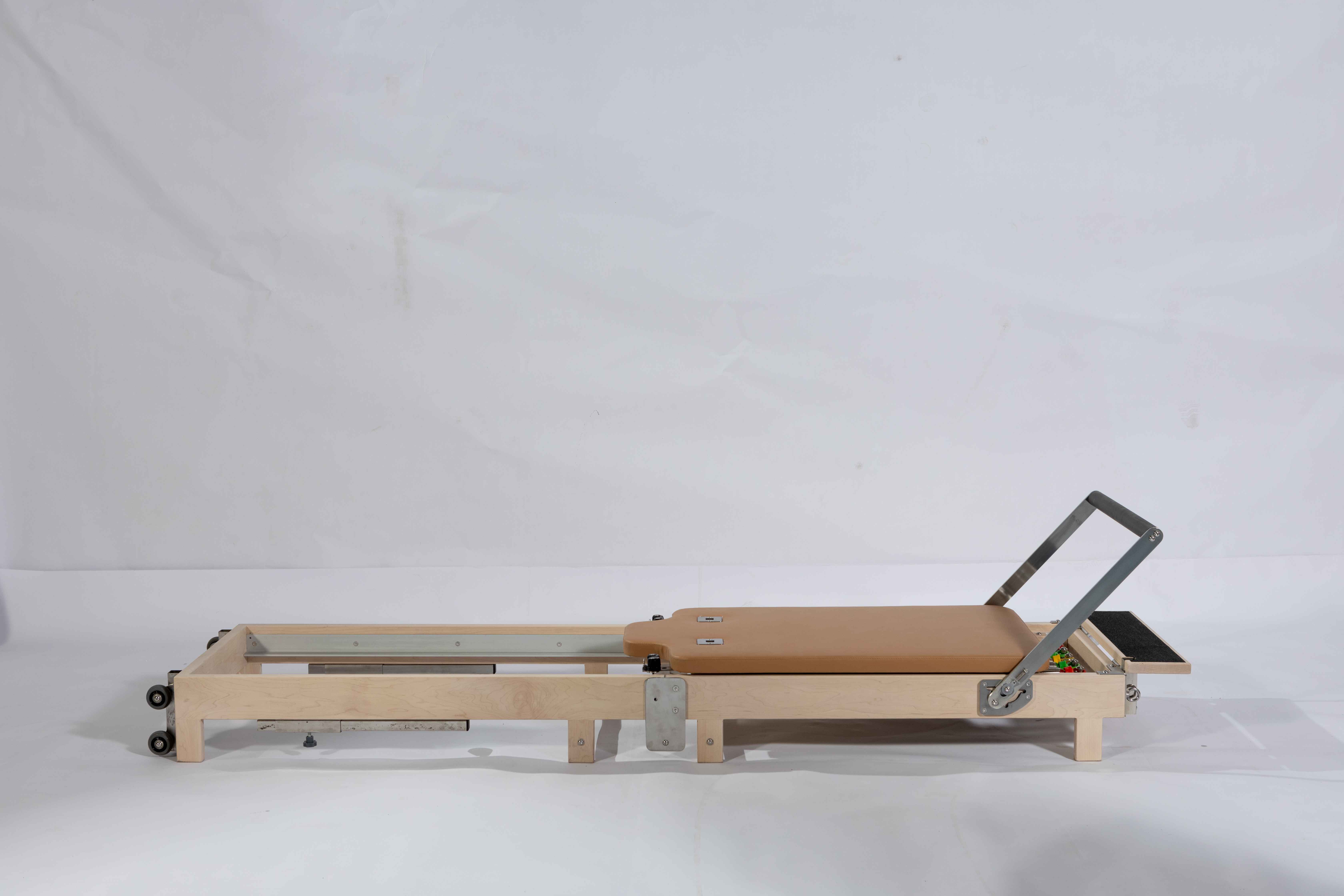 Maple Wood Pilates Reformer, A - مراجعة Pilates & Yoga Vida وسعره