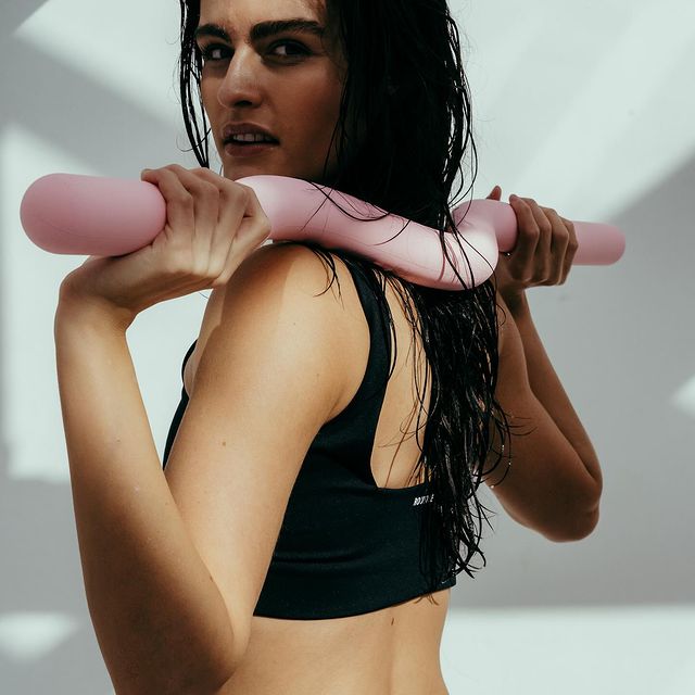 Family Gym Yoga Pilates Fitnes - مراجعة Pilates Yoga Resistance Ring وسعره