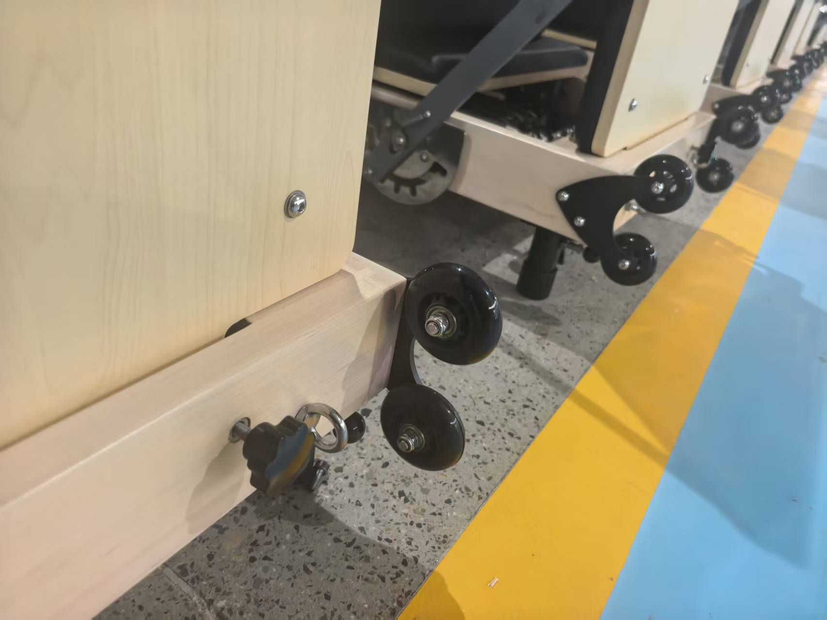 Heavy-Duty Maple Pilates Refor - مراجعة Pilates & Yoga Vida وسعره