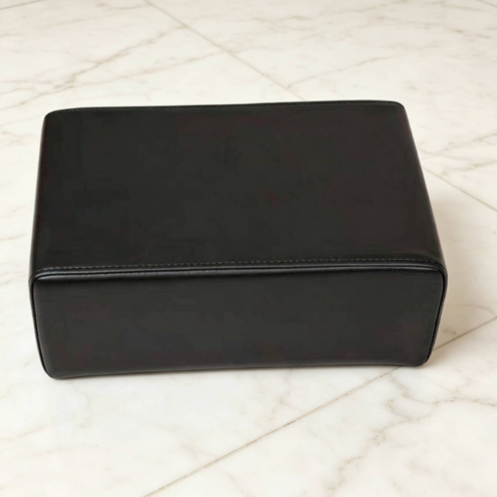 Pilates Auxiliary Box Stitched - مراجعة Pilates & Yoga Vida وسعره